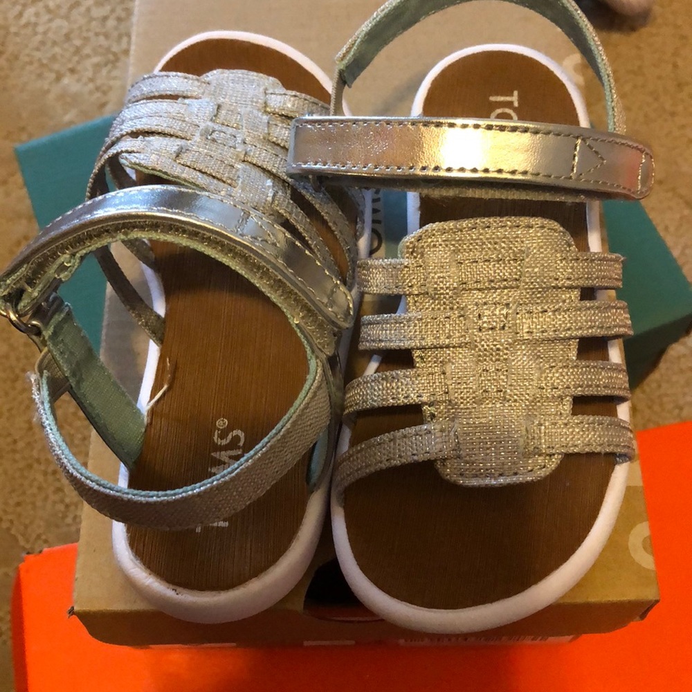 Toms sandals